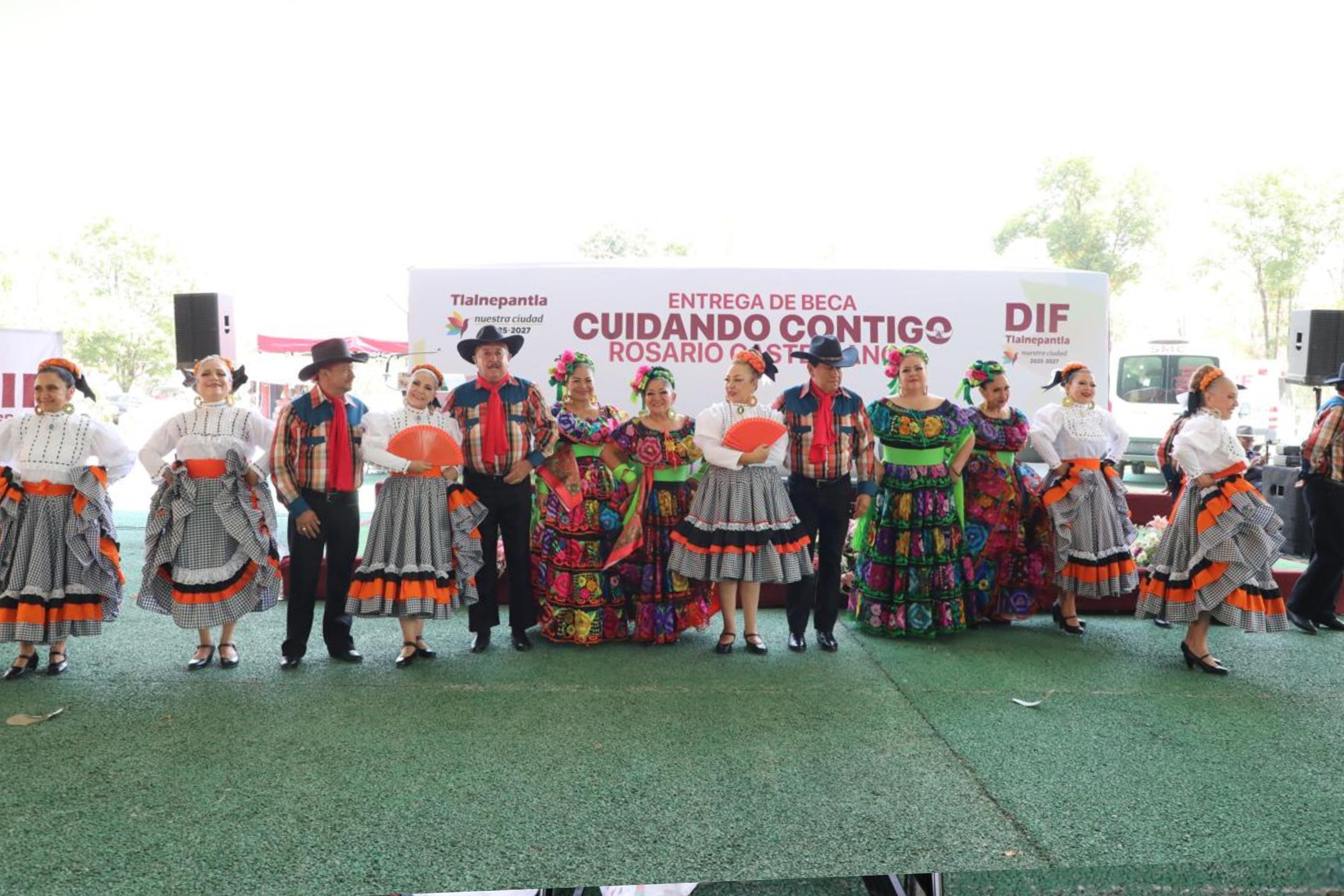 Entrega 200 Becas Personas Cuidadoras Tlalnepantla 3