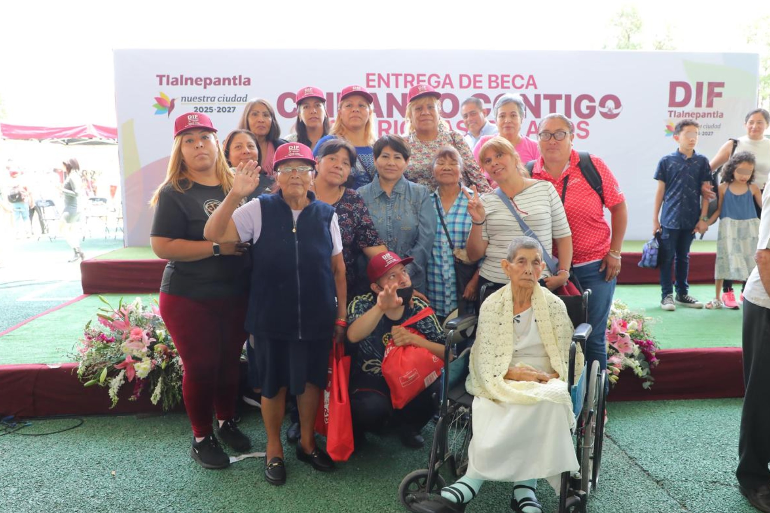 Entrega 200 Becas Personas Cuidadoras Tlalnepantla 6