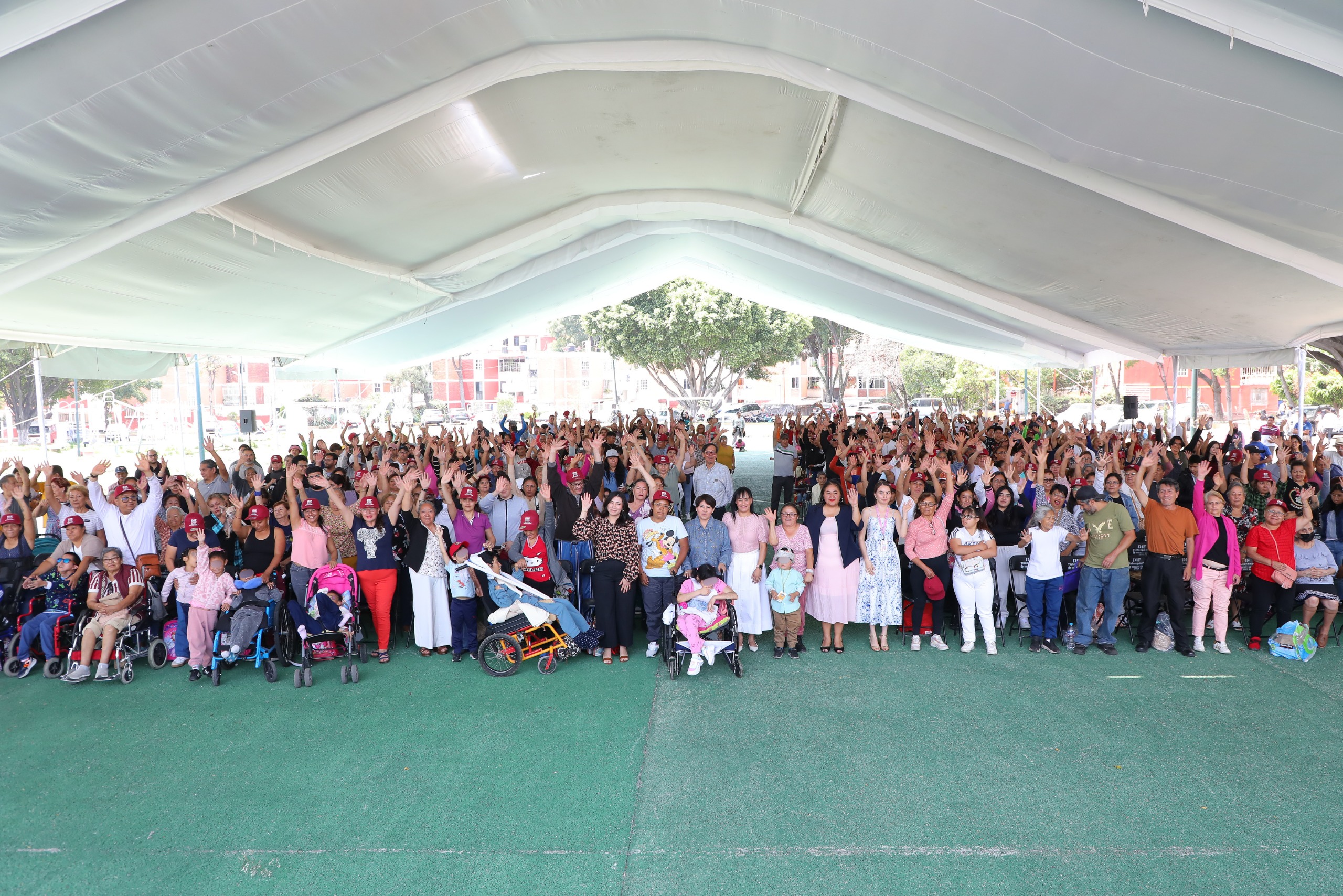 Entrega 200 Becas Personas Cuidadoras Tlalnepantla 9